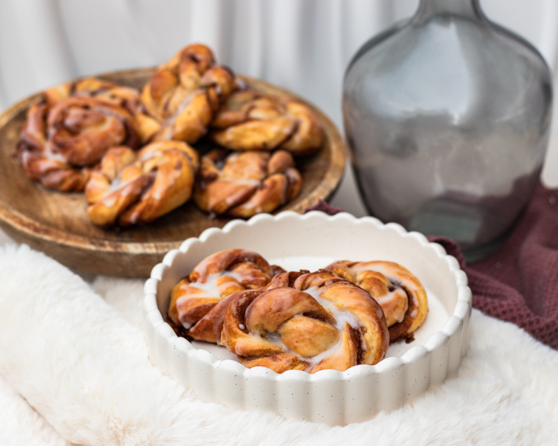 Cinnamon rolls glacés artisanaux Maison Gisèle pâtisserie