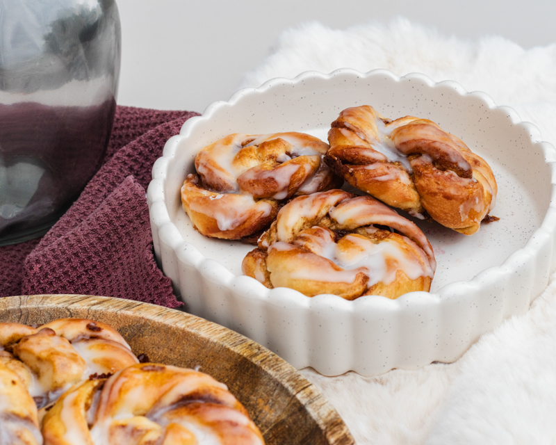 Cinnamon rolls glacés artisanaux Maison Gisèle pâtisserie